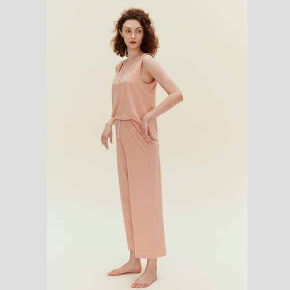 NEIWAI Summer Moonlight Sleeveless Jumpsuit light coral - Picture 7 of 8